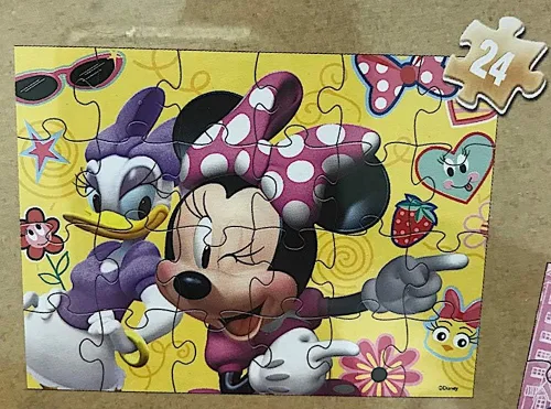 Vista 7 de Disney Minnie Mouse - 5 rompecabezas de madera en caja de almacenamiento de madera