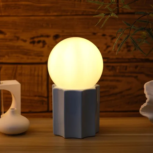 Vista 10 de Lámpara de mesa moderna de cerámica, base de cerámica caqui, bola redonda de jade blanco, acento de vidrio de cristal
