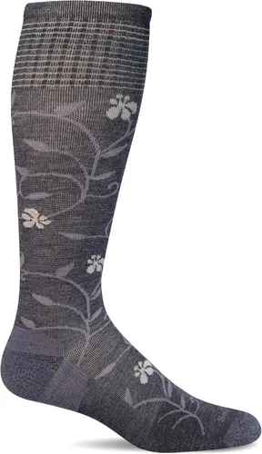 Vista 3 de Sockwell Calcetines de compresión graduados moderados para mujer, ajuste de pantorrilla ancha Ceniza