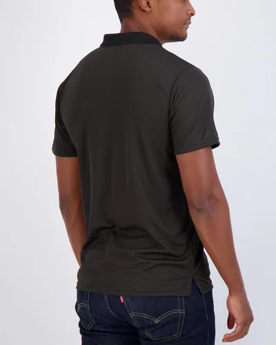 Vista 4 de Real Essentials Paquete de 3 Polo de manga corta para hombre con cuello seco y bolsillo - Activo Casual (disponible para tallas grandes y altas)