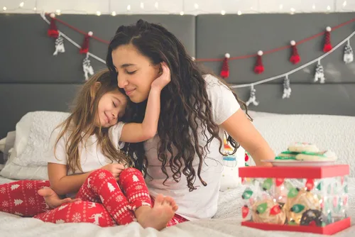 Vista 7 de UB Mommy and Me Christmas Winter Print Mother Daughter Matching Leggings