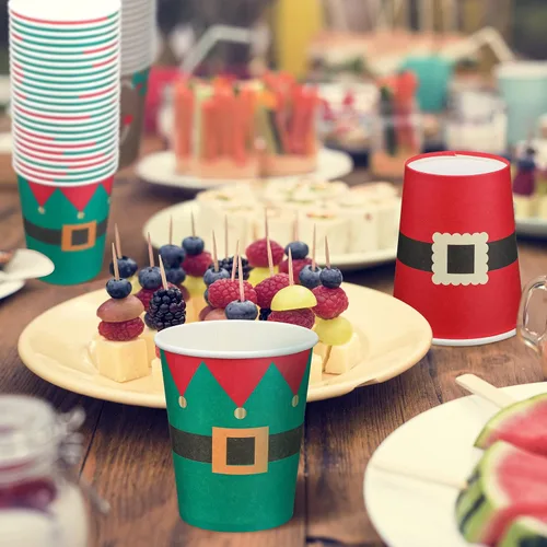 Vista 7 de Funtery 100 piezas de vasos de papel de Navidad, vasos de café desechables de Navidad con copos de nieve, muñeco de nieve, alce, luces, 9 onzas