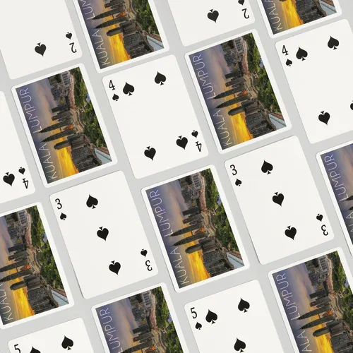 Vista 4 de Lantern Press Kuala Lumpur, Malasia, Skyline at Sunset (52 cartas de juego, baraja de cartas de tamaño póker con comodinos)