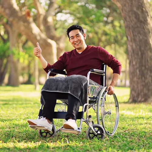 Vista 5 de MAXTID Manta de regazo con peso para adultos, 8 libras, manta pequeña con peso de viaje, almohadilla pesada para regazo, manta de terciopelo suave