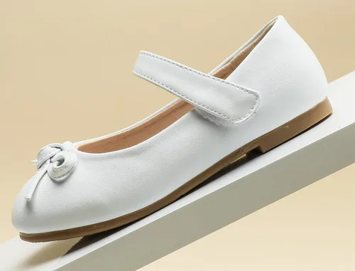 Vista 2 de kkdom Zapatos de vestir para niña, zapatos planos de ballet Mary Jane, zapatos escolares para niños pequeñosniños grandes