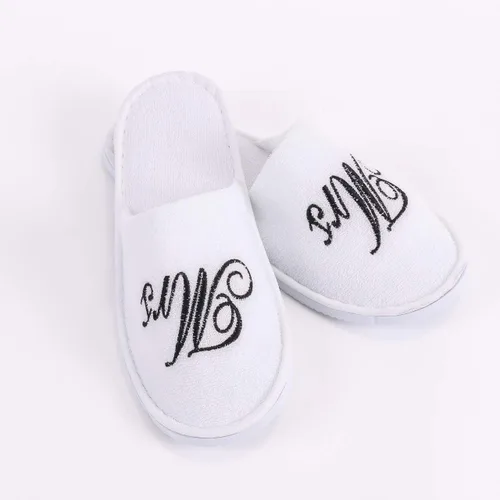Vista 4 de Romance Helpers Couple Slipper Gift Set Set of 2 White Matching Spa Hotel Bath Slippers for Couples