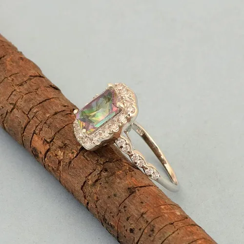 Vista 3 de Anillo solitario de plata de ley 925 con corte esmeralda para mujer
