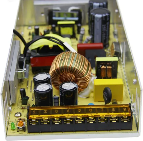Vista 6 de ALITOVE - Fuente de alimentación CC de 5 V 40 A 200 W, adaptador de corriente 4.5 V 5.5 V, convertidor de 110 V/220 V CA a CC de 5 voltios 40
