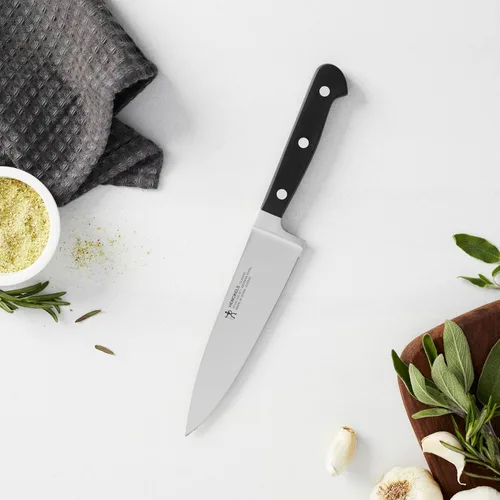 Vista 2 de Henckels Classic - Cuchillo de chef de 6 pulgadas