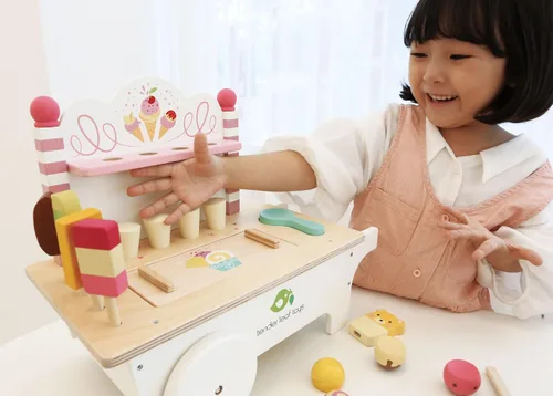 Vista 6 de Tender Leaf Toys Carrito de helados, 14.76 pulgadas de longitud