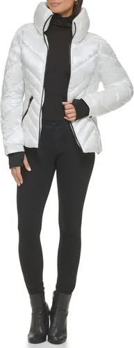 Vista 4 de GUESS Chaqueta acolchada ligera para mujer, color blanco, talla M, Blanco
