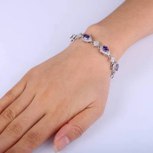 Vista 4 de EleQueen, juego nupcial de collar en V, pulsera tenis y aretes colgantes, con circonia cúbica, flor y lágrima, tono plateado, para mujer