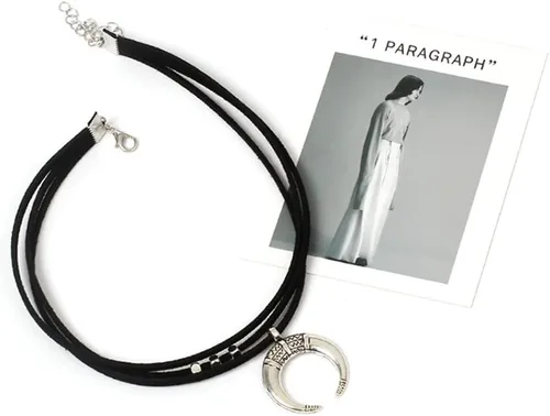 Vista 4 de FMR Gargantilla de luna creciente para mujer, collar de luna, collar de terciopelo negro, collar vintage de múltiples capas, collar con colgante