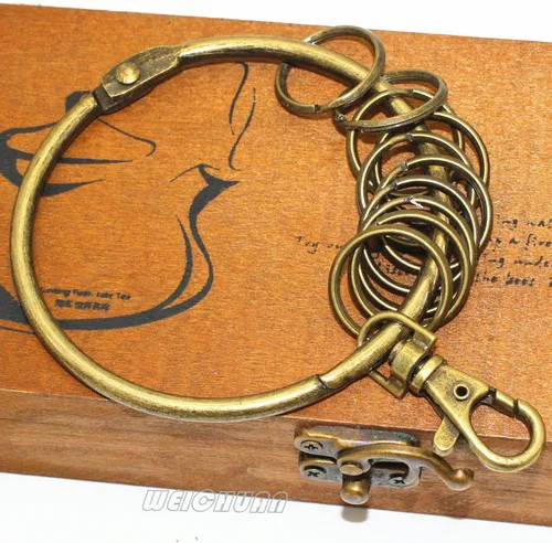Vista 2 de WEICHUAN Llavero de metal de bronce antiguo, anillo circular grande con 10 anillos pequeños (paquete de 1)