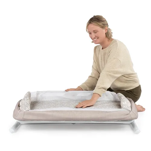 Vista 4 de Ingenuity Dream Closer 2 en 1 - Cuna para dormir, plegable y portátil, de 0 a 5 meses