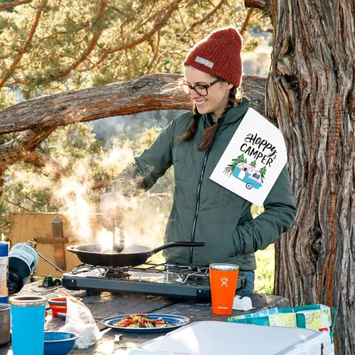 Vista 6 de Vansolinne Juego de 4 toallas de cocina para camping, juego de toallas de mano de cocina blancas impresas con frases divertidas, regalos novedosos