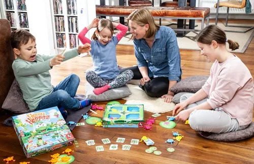 Vista 2 de Happy Hopping - Juego de mesa de Pegasus Spiele 2-4 jugadores - Juegos de mesa para la familia - 15-20 minutos de juego - Juegos para noche