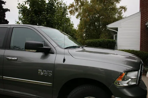 Vista 5 de AntennaMastsRus – 2009 – 2018 Dodge Ram Truck 1500 – antena de Repuesto, Stainless