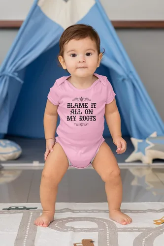 Vista 9 de Pop Threads Blame It All On My Roots Country Music Cute Funny Western Baby Toddler Kids Girl Boy T-Shirt