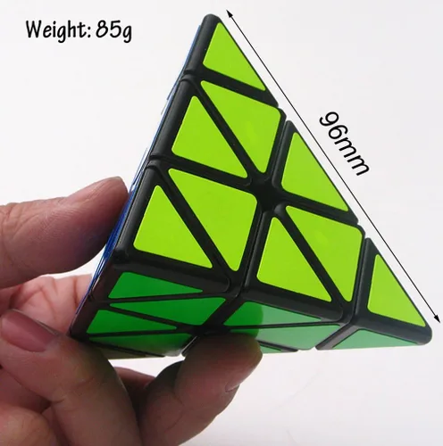 Vista 4 de TANCH QIYI Pirámide Speed Cube 3X3 Triángulo Magic Cube Puzzle Toy (negro)