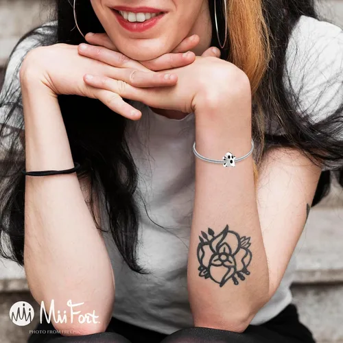 Vista 5 de MiiFort Bonito dije de fantasma de Halloween compatible con pulseras Pandora, Casper blanco, hija, hermana, nieta, Metal, No es una piedra preciosa