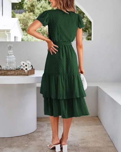 Vista 4 de BTFBM Vestido bohemio casual para mujer, cuello en V, manga corta, gasa, lunares suizos, cinturón y volantes, vestido envolvente para invitadas