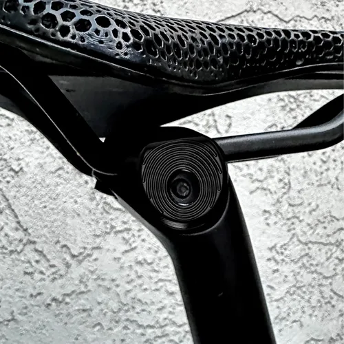 Vista 9 de x xotic tech Abrazadera de oreja para tija de sillín de bicicleta 7x9 Ti Bolt para carril de carbono ovalado compatible con TREK Madone Domane
