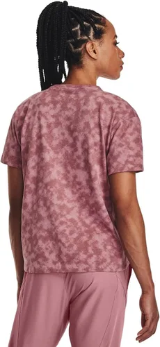 Vista 3 de Under Armour Camiseta deportiva de manga corta pesada con estampado completo para mujer