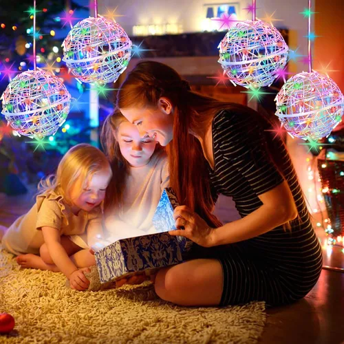Vista 6 de Luces de Bolas de Navidad para Exteriores, Luces de Árbol Impermeables, Paquete de 4 Luces LED Colgantes de Globo Esfera de 7.87" con 8 Modos