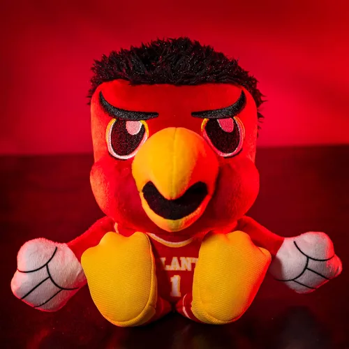 Vista 2 de Bleacher Creatures Atlanta Hawks Harry The Hawk Mascot Kuricha Sentado de Felpa - Suave Mascota Inspirada en Chibi Atlanta Hawks Harry el Halcón