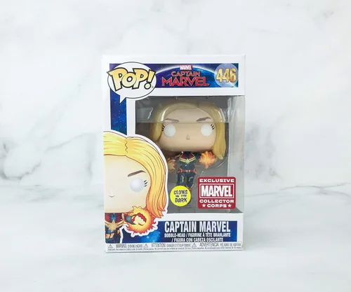 Vista 2 de POP! Funko Captain Marvel - Brilla en la oscuridad - Exclusivo de Collector Corps