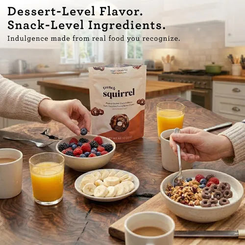 Vista 5 de French Squirrel Racimos de granola vegana, bocados de cereales de mantequilla de maní de chocolate sin gluten y bajos en azúcar, aperitivo crujiente
