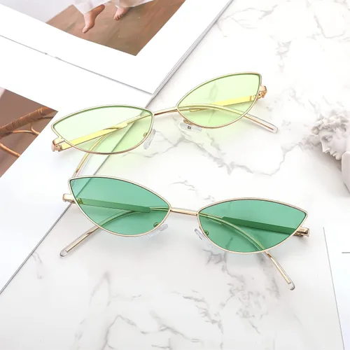 Vista 66 de FEISEDY Gafas de sol de diseñador de moda Retro pequeños pétalos forma arco templo diseño B2298