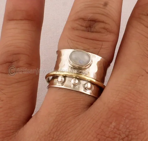 Vista 3 de Rainbow Moonstone Silver Ring, Statement Silver Ring Handmade Spinner Ring, Fidget Spinner Ring, Spinner Ring Women, Simple Elegant Silver Ring