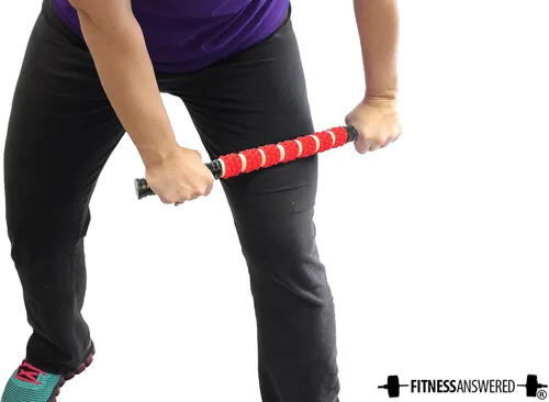 Vista 6 de The Stick Massage Roller Original Palo de masaje muscular para piernas