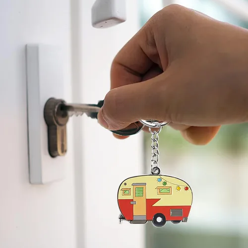 Vista 6 de Llavero de casa rodante con texto en inglés "Happy RV", llavero para parejas, regalo para hombres y mujeres, accesorios de campamento, paquete de 2