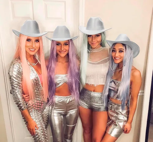 Vista 7 de Mealah Sombrero de vaquero holográfico brillante del oeste para mujer, sombrero de vaquera disco para boda, fiesta de disfraces musicales