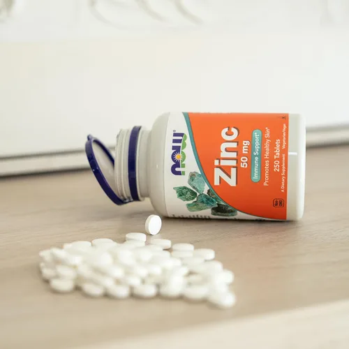 Vista 7 de Gluconato de zinc Now Foods, de 50 mg, 100 tabletas.
