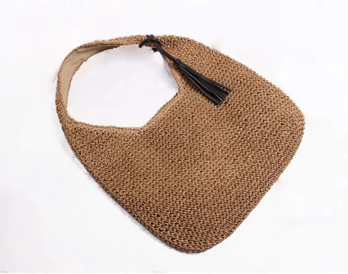 Vista 2 de Bolso de hombro de paja grande suave tejido a mano con borlas negras Boho paja asa tote retro verano playa bolsa de ratán bolso
