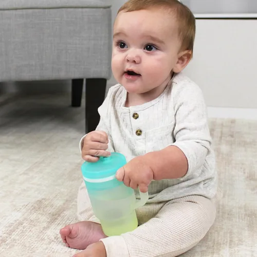 Vista 11 de Infantino My 1st Tumbler Silicone Sippy Cup, Limelight, Straw Cup, 9 Ounces (Pack of 6)