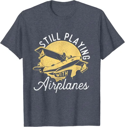 Vista 75 de Still Playing With Airplanes - Camiseta de control remoto RC Avión Piloto, Negro