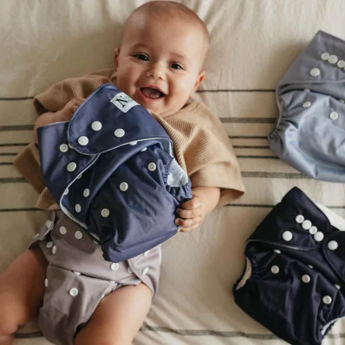 Vista 7 de Nora's Nursery Pañales de bolsillo de tela, paquete de 4 con 4 insertos, funda impermeable, lavable, reutilizable y de tamaño único ajustable
