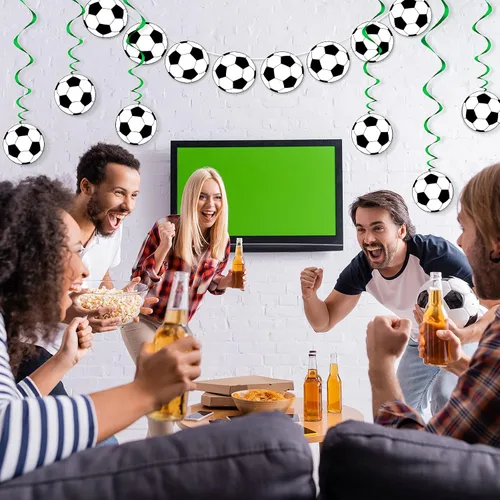 Vista 4 de Gersoniel 32 piezas de decoraciones de fútbol para fiesta, 2 unidades, guirnaldas de pancarta de fútbol, 30 remolinos colgantes de fútbol