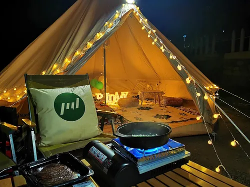 Vista 6 de Tienda de campaña de lona de algodón impermeable para 4 estaciones, tienda de campaña grande glamping, tipi yurta con estufa de techo, agujero