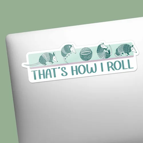 Vista 7 de Calcomanía de Armadillo con texto en inglés «That's How I Roll» para Hydroflask, lindos animales para vasos de bebida, adorables y divertidas