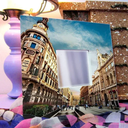 Vista 3 de Madrid Wall Framed Mirror with Spain Street View Travel Printed Fan Art Home Room Decor