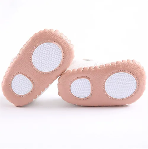 Vista 5 de Meckior - Zapatos de vestir para bebé y la princesa niña, hechos a mano, para niños y niñas, de cuero sintético, antideslizante, para cuna