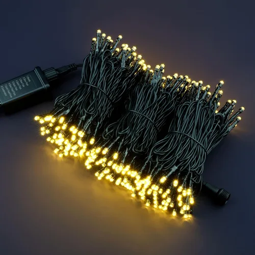 Vista 4 de Cadena de 300 luces LED de Navidad de color blanco cálido, 30.5 metros de luces LED de gran angular de 5mm con adaptador de 8 modelos (cable negro)
