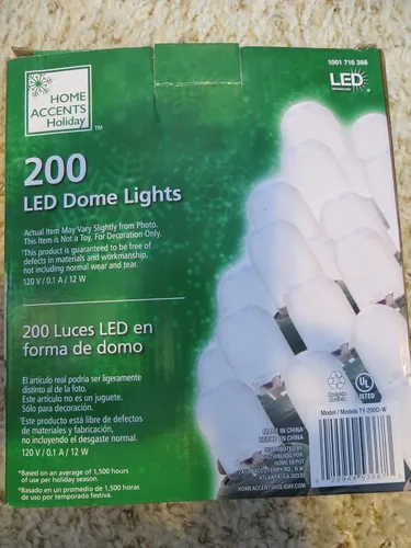 Vista 3 de Home Accents Cadena de luces LED de cúpula blanca fría de 200 luces navideñas