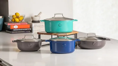 Vista 7 de SAVEUR SELECTS Cacerola de hierro fundido esmaltado, horno holandés de 5 cuartos de galón con tapa de acero inoxidable de doble pared, azul sabroso